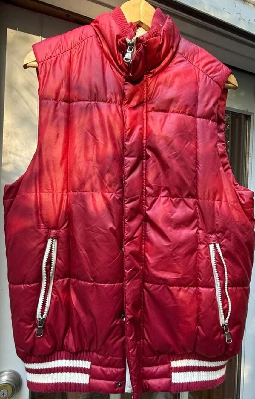 IZOD Puffer Vest Size M Maroon Insulated Zip Pockets